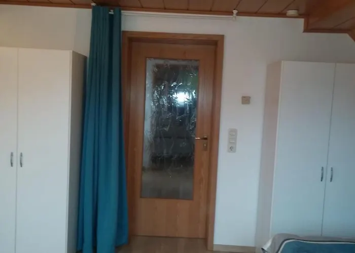 Lägenhet Gaestehaus Luetzelbach Lutzelbach